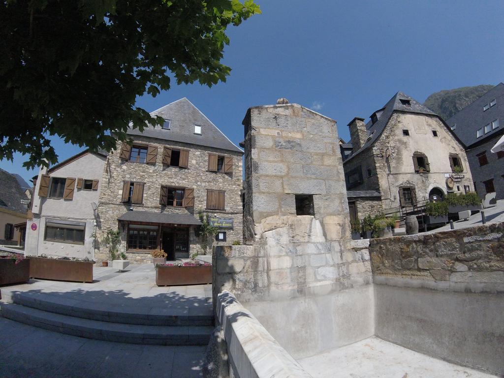Apartamentos Snoe Mont Romies Salardú Exterior foto